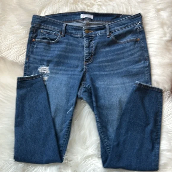 LOFT Distressed Modern Skinny Jean - Picture 3 of 5